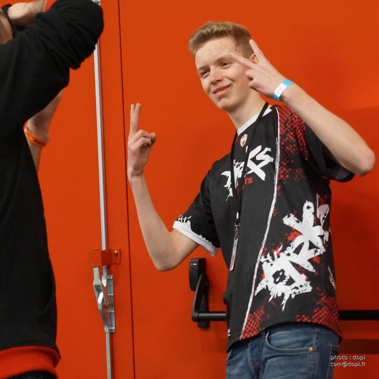 00008 jpegDSC01827,medium large.2x.1526483818